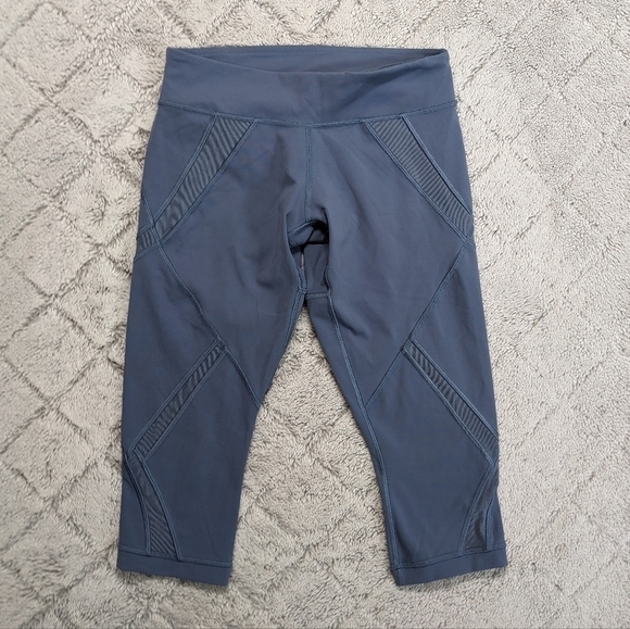 Lululemon Cool To Street Cropped Leggings Women's 4 Light Blue Mesh Knee Length. - Picture 1 of 5